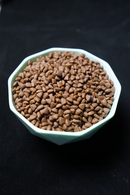 Here’s why your cat won’t eat dry food